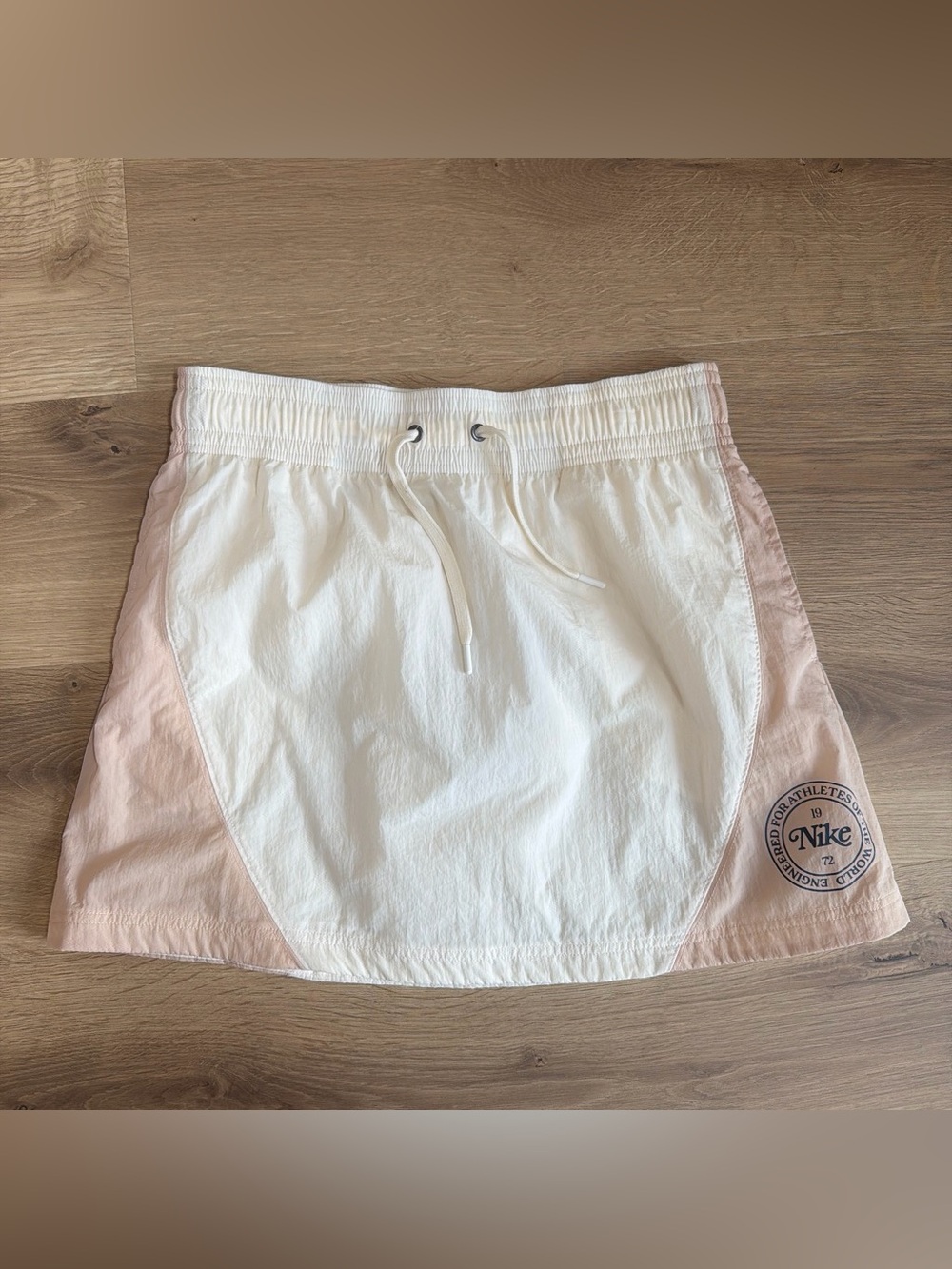 Nike Cream & Tan Drawstring Athletic Skirt